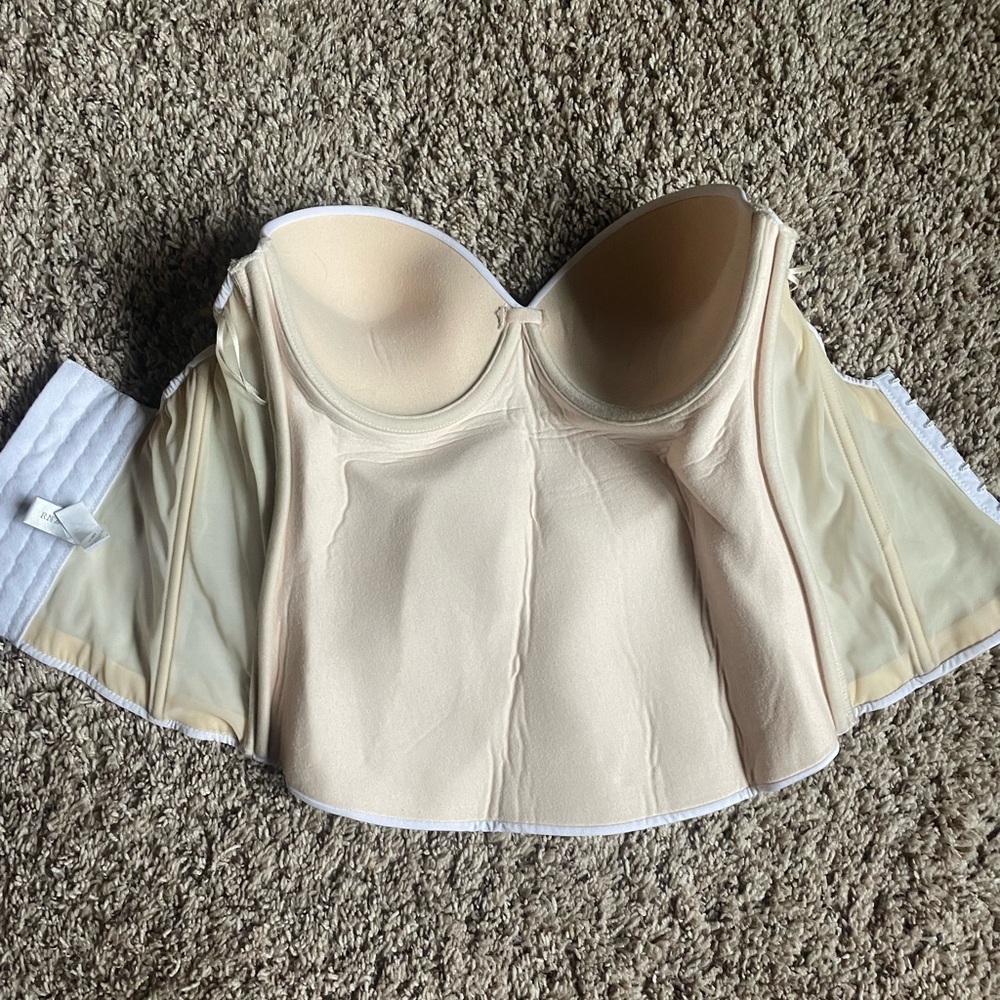 David's Bridal White Strapless Bra - Picture 2 of 9